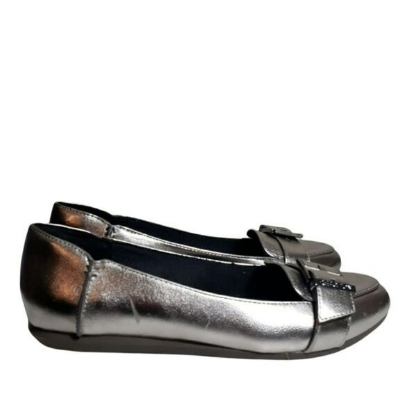 Kenneth Cole Reaction Womens Buckle Metallic Closed Toe Slip On Flat Loafers 7.5 - Picture 2 of 8